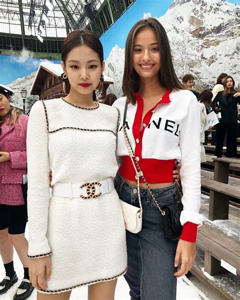 is jennie the ambassador of chanel|jennie Chanel fashion week.